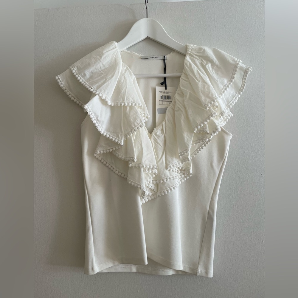 Top with ruffles - Uterque